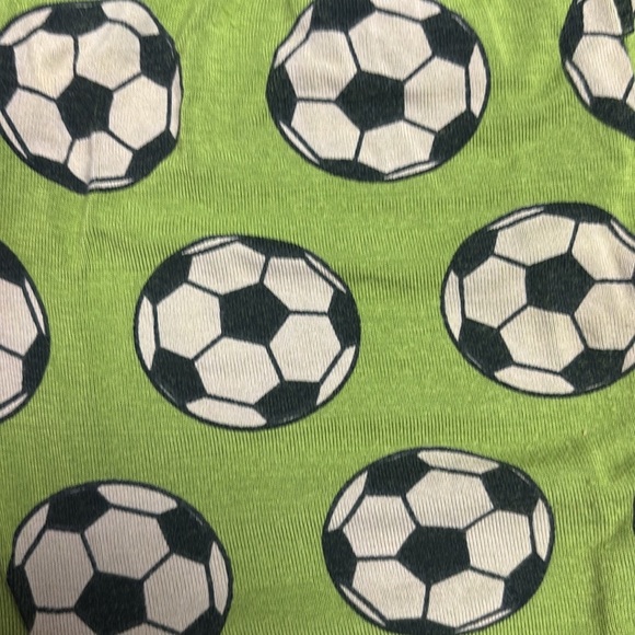 Kickee Pants green&white 3T “Goal” Soccer themed SSS and shorts. Soooft! - Picture 6 of 6